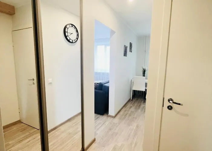 Stylish In City, Near D-terminal Apartment